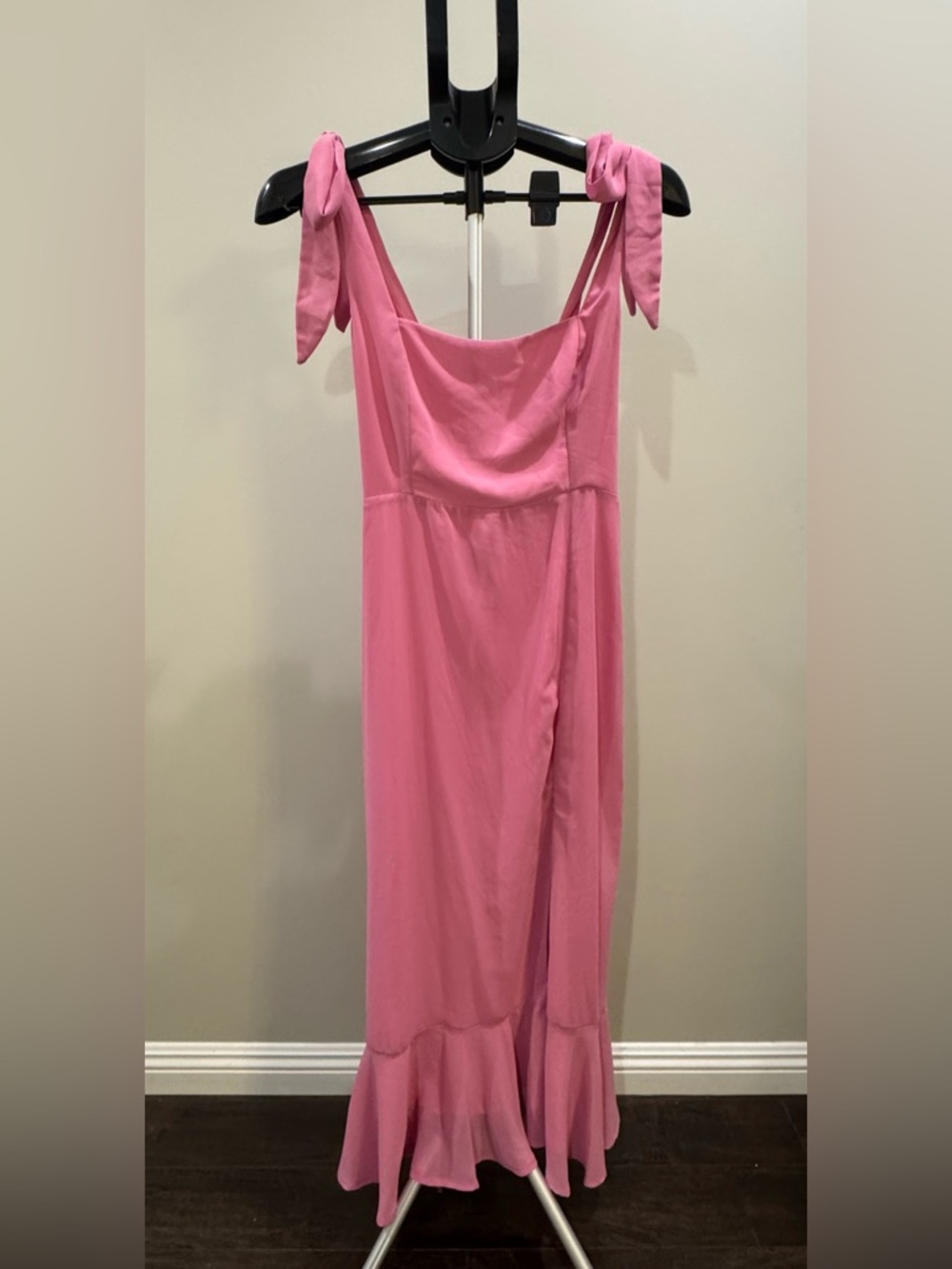 Lulu’s Pink Midi Dress
